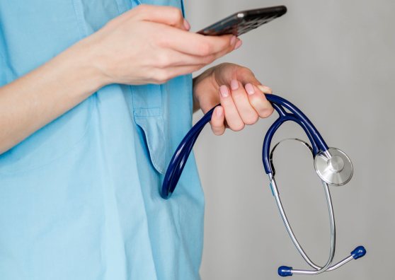 ¿Disfrutan los enfermeros del derecho a la desconexión digital?
